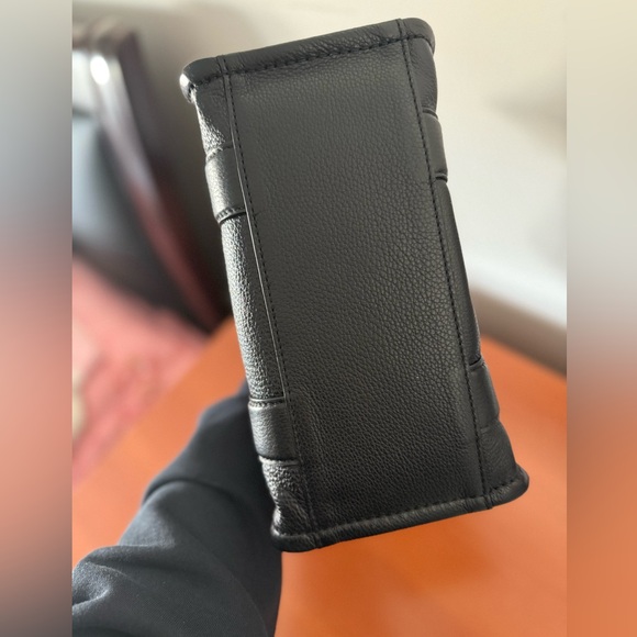 Marc Jacobs Black Leather Tote - Picture 7 of 11